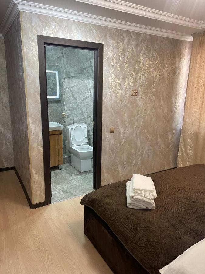 Hotel Lion Almatı Dış mekan fotoğraf