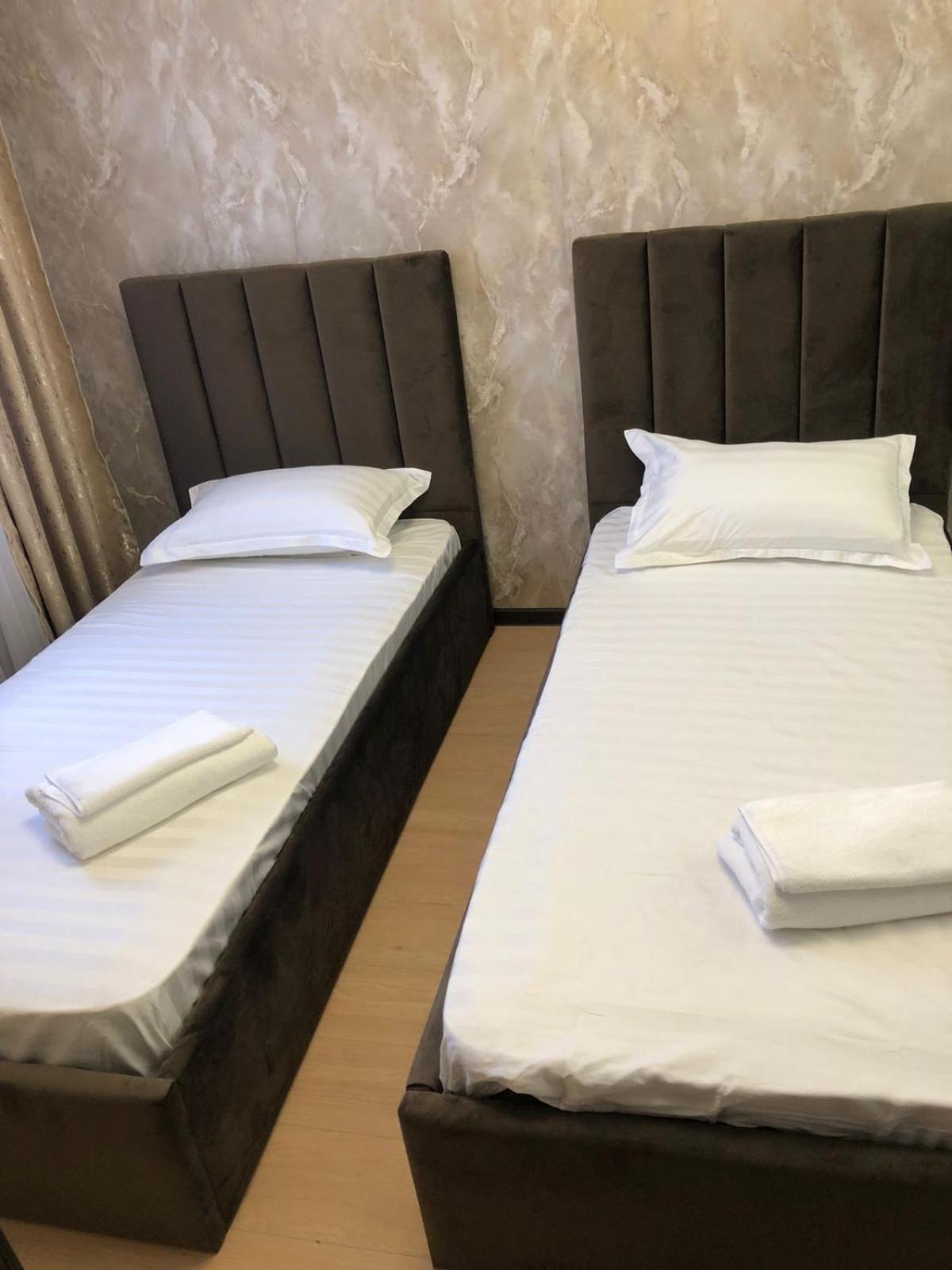 Hotel Lion Almatı Dış mekan fotoğraf